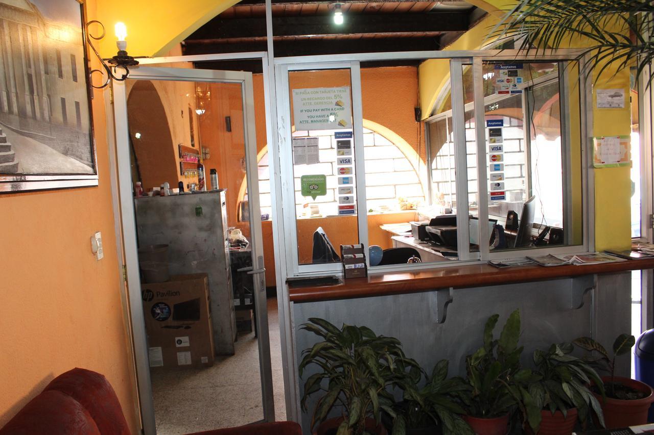 Hotel Casa Del Viajero Quetzaltenango Ngoại thất bức ảnh