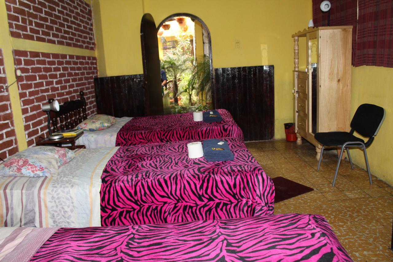 Hotel Casa Del Viajero Quetzaltenango Ngoại thất bức ảnh