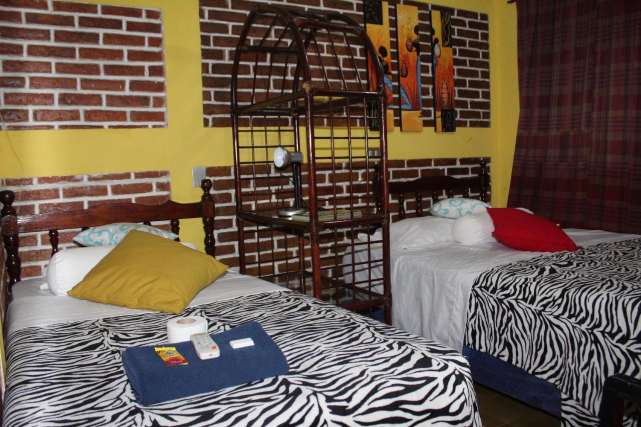 Hotel Casa Del Viajero Quetzaltenango Ngoại thất bức ảnh