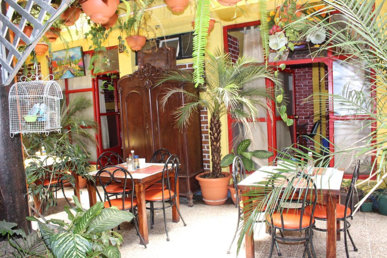 Hotel Casa Del Viajero Quetzaltenango Ngoại thất bức ảnh