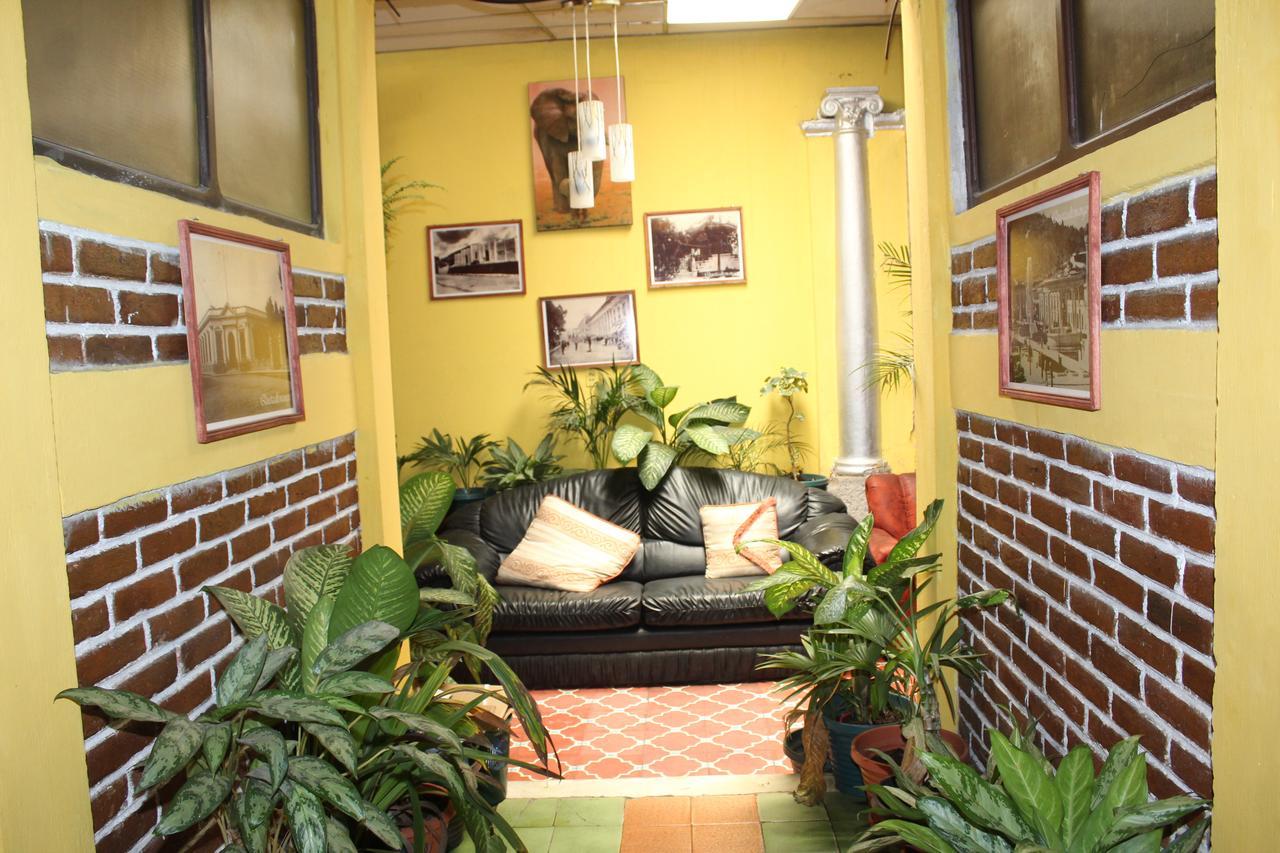 Hotel Casa Del Viajero Quetzaltenango Ngoại thất bức ảnh