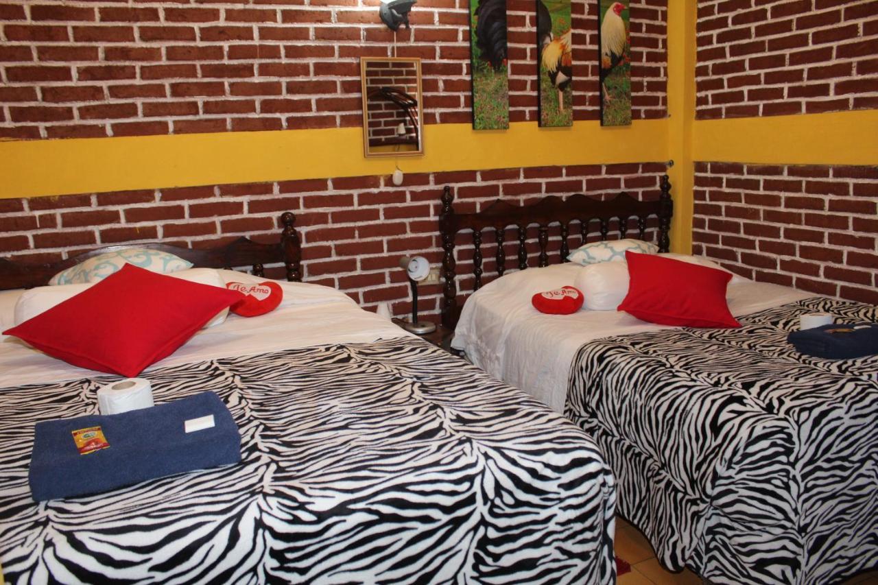 Hotel Casa Del Viajero Quetzaltenango Ngoại thất bức ảnh